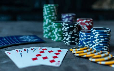 how to play poker online in australia